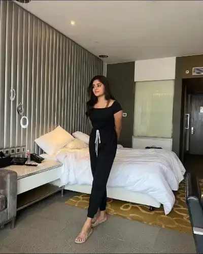 Call Girls Service in Colaba